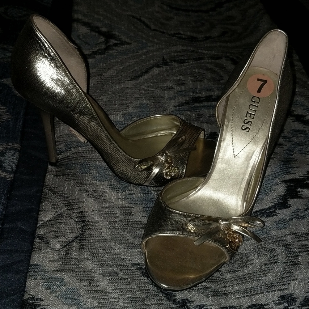 Guess heels
